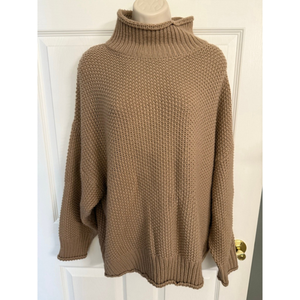 Boutique cowl neck oversized sweater Camel Color M/L